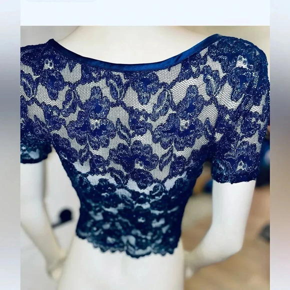 VINTAGE ROBERTA EINER ROYAL BLUE SHEER SPARKLING LACE CROP WITH BUTTONS SIZE M - Picture 7 of 16